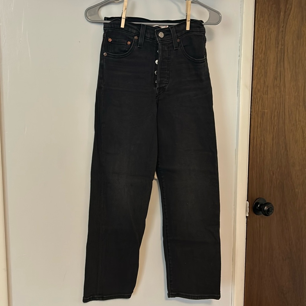 levi ribcage straight ankle jeans